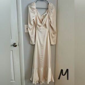 ASTR the label. Cream satin midi dress